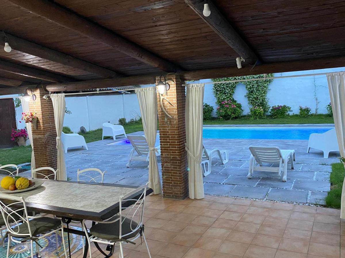 Suite Con Piscina - Vesuvio/Pompei Terzigno Ngoại thất bức ảnh